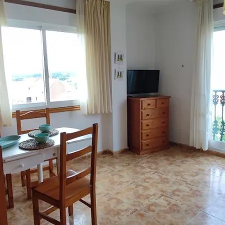 Pisos Vistalegre 2a Con Jardin Tranquilos Cerca Del Mar